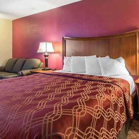 Econo Lodge Inn&Suites Joplin Esterno foto