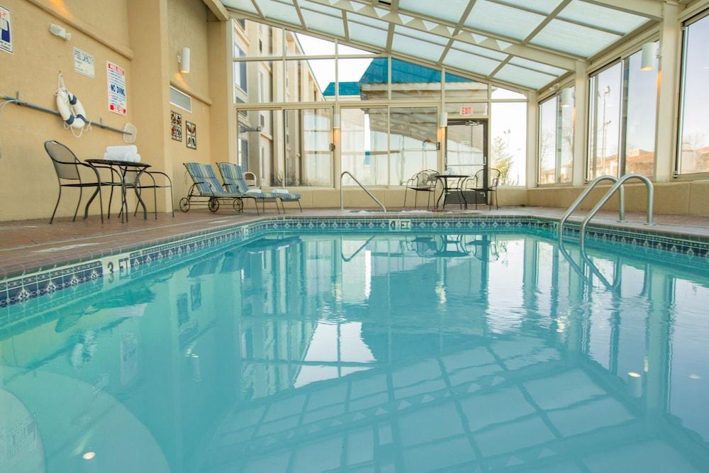 Econo Lodge Inn&Suites Joplin Esterno foto